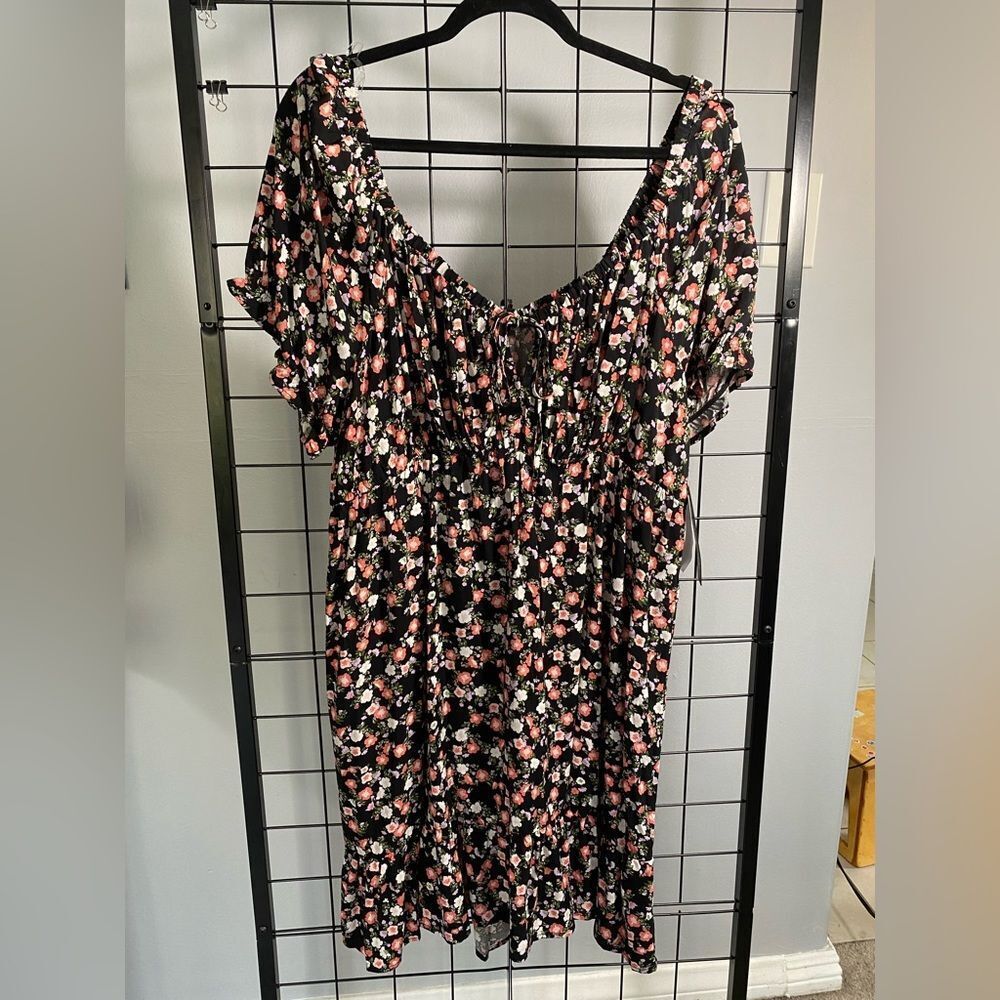As U Wish women’s plus size black and flower patterned mini dress NWT